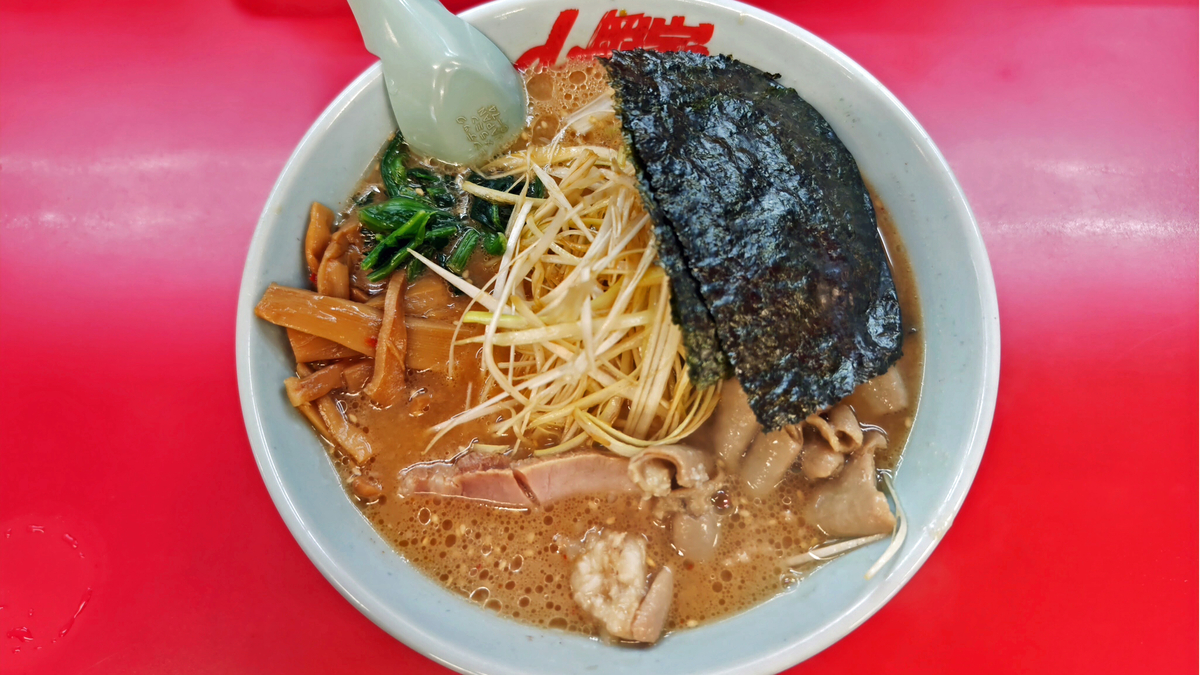山岡家 カップラーメン 特味噌 期間限定】味噌ラーメン＆もつトッピング＠山岡家 新発寒店 - 旭山ら