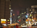 [ZD 25mm F2.8]雪模様の東京、霞む東京タワー