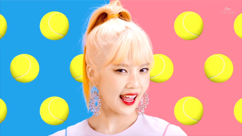 RedVelvet レドベル 公式 うちわ アイリン red velvet アイリン 透明うちわ - メルカリ
