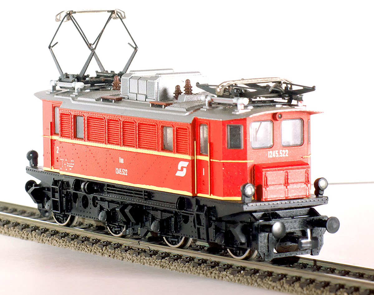 f:id:eumodel:20190905184348j:plain f:id:eumodel:20190905184348j:plain