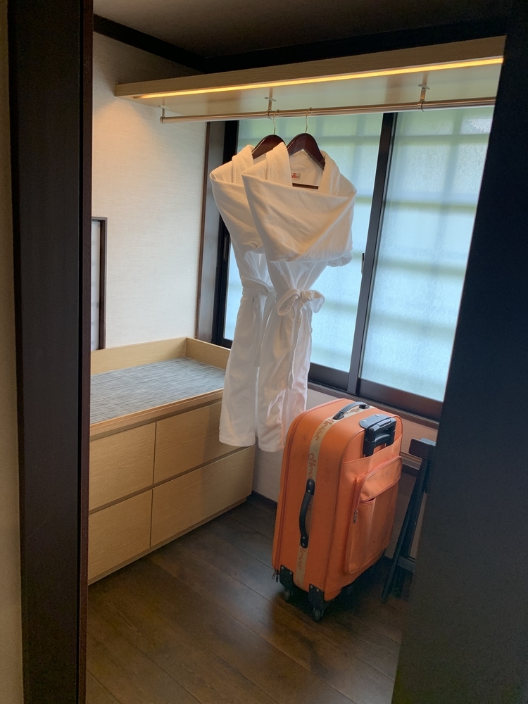 f:id:europe58:20210116163656j:image:w300