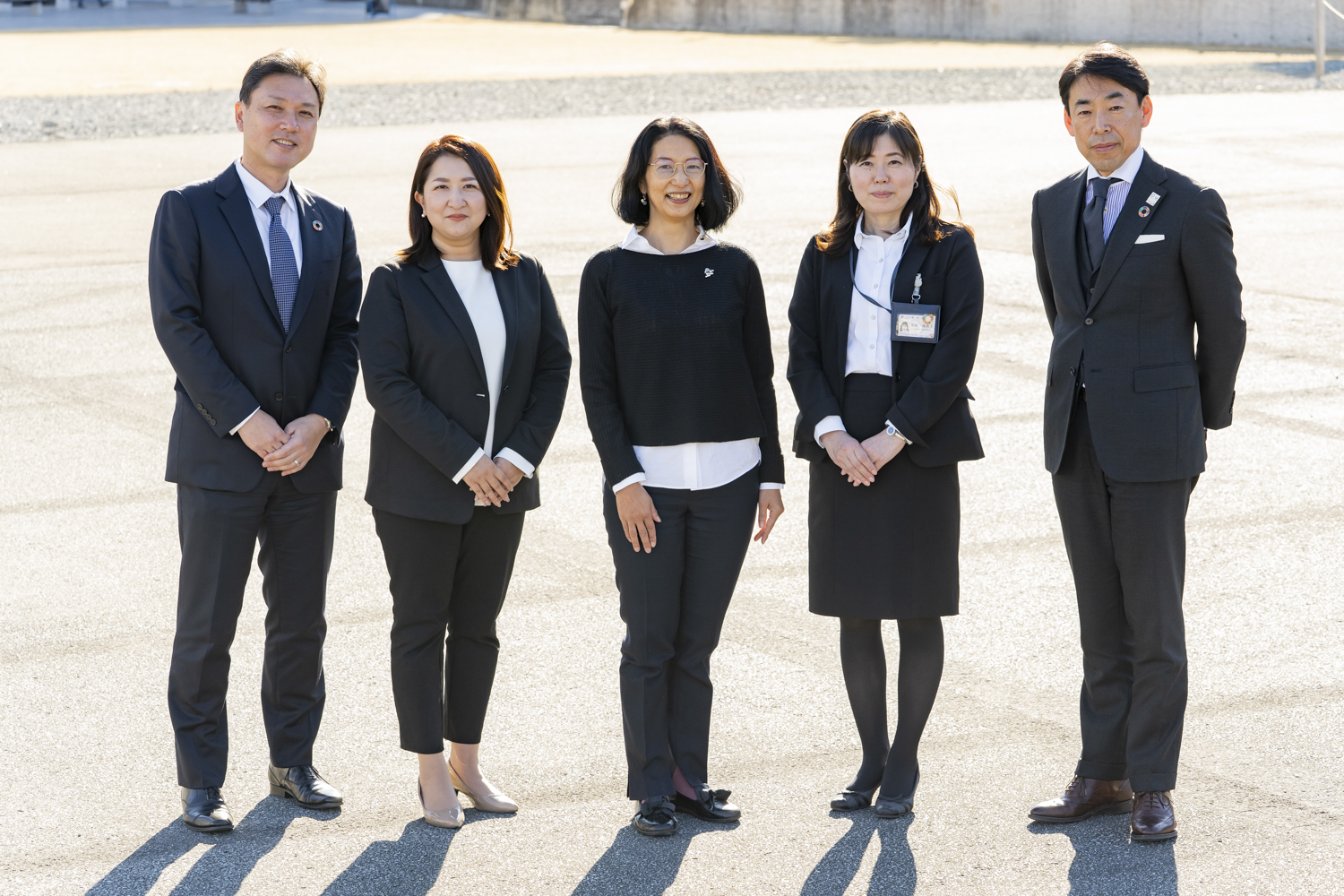 (写真左から)玉田、高橋、羽野、矢崎さん 、根津さん