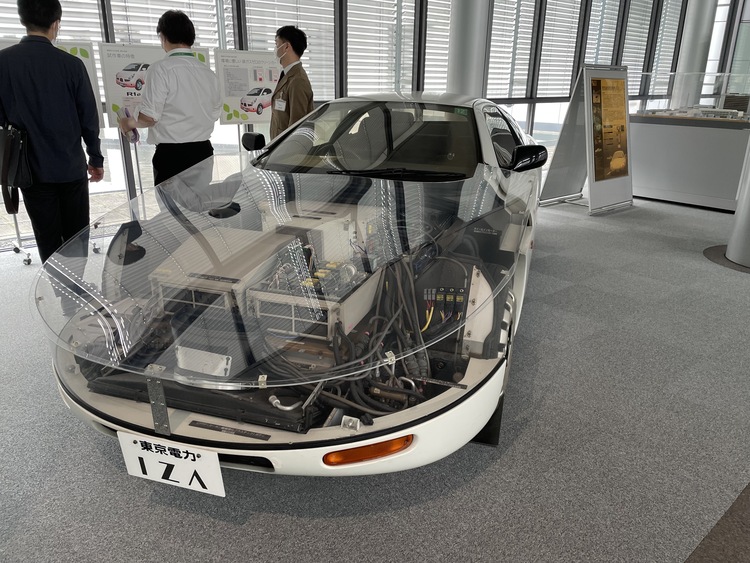 東京電力経営技術戦略研究所に展示されているIZA