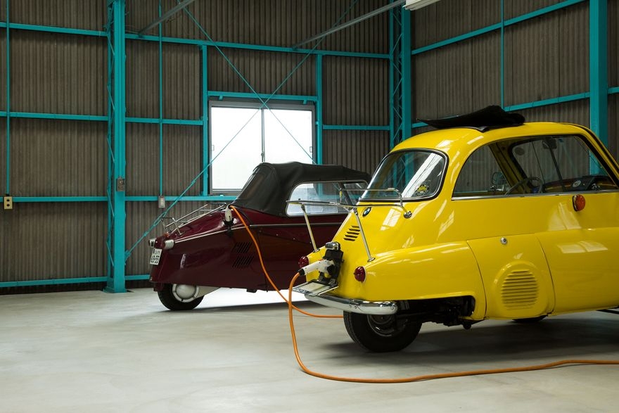 今後のOZモーターズ　２台の車