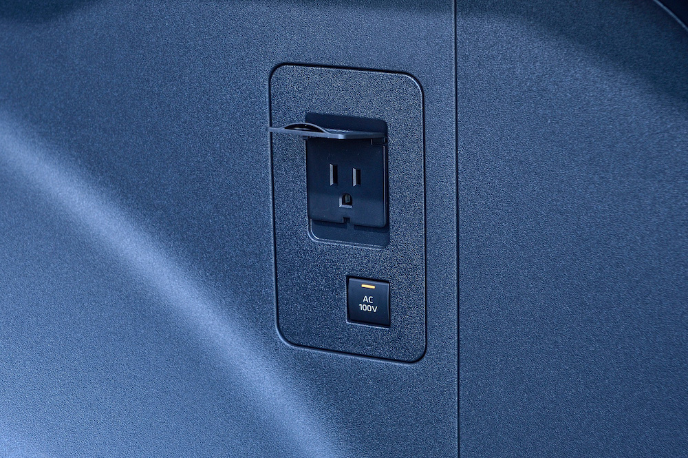 トヨタ「bZ4X」