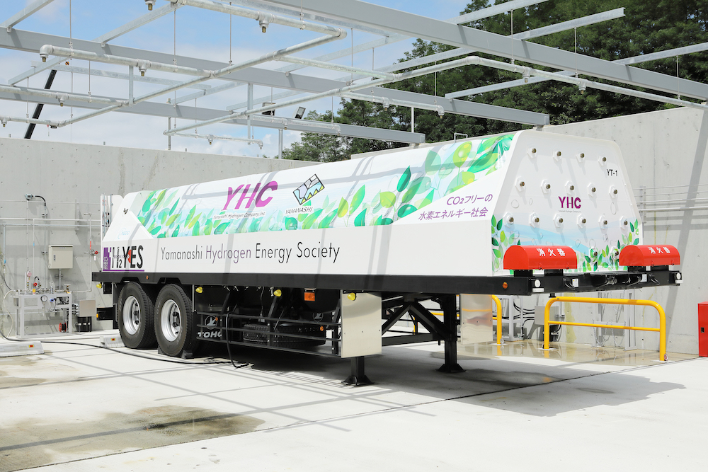 水素運搬用のトレーラー