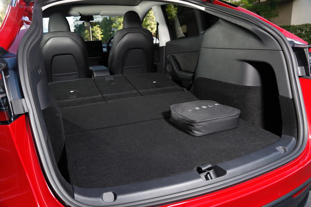 テスラ「モデルY」ラゲッジ
