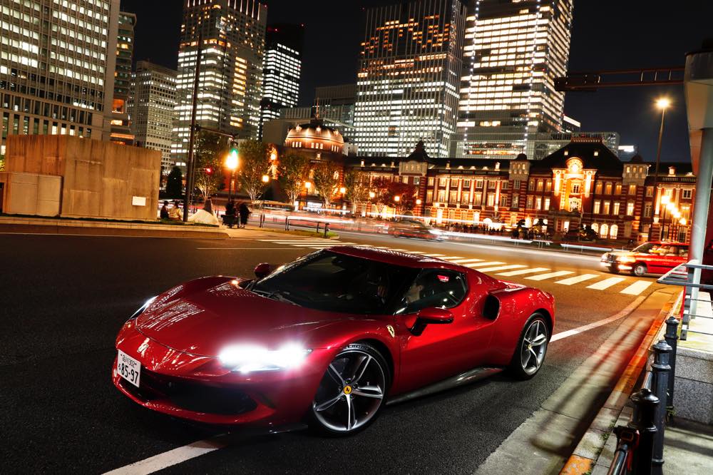 フェラーリ 296GTB(PHEV)