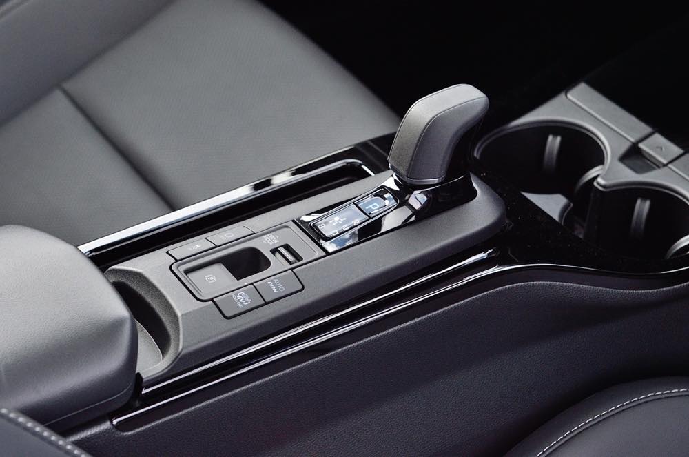 プリウスPHEV インテリア