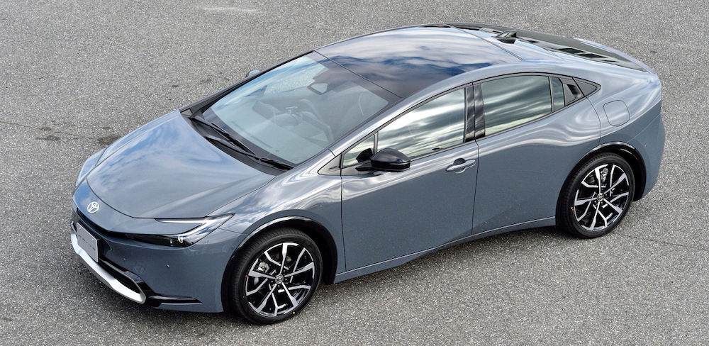 新型プリウスPHEV