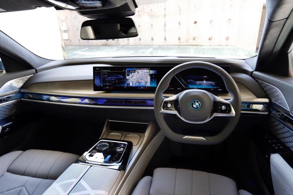 BMW i7 内装