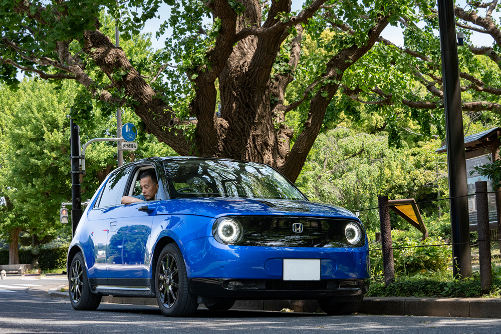 篠原知存さんとHonda e
