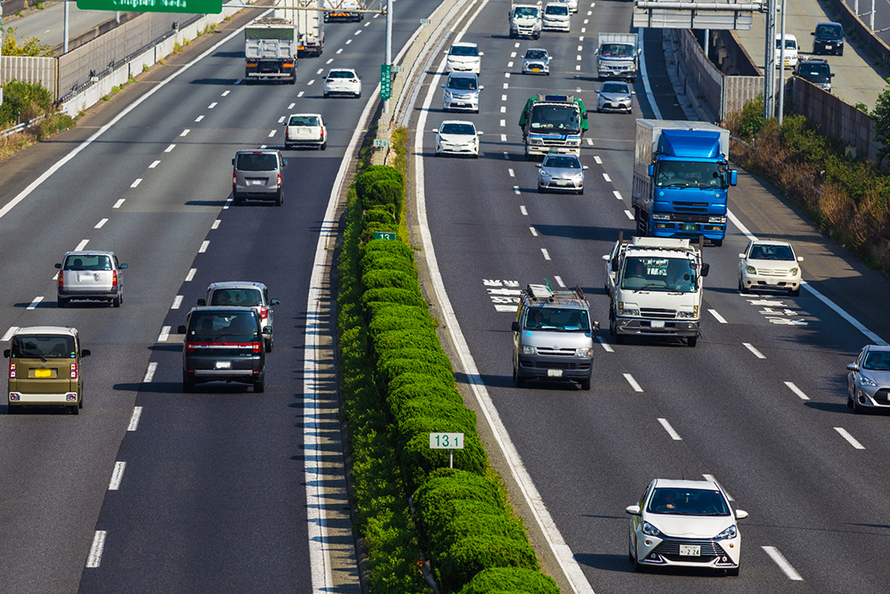 日本の高速道路