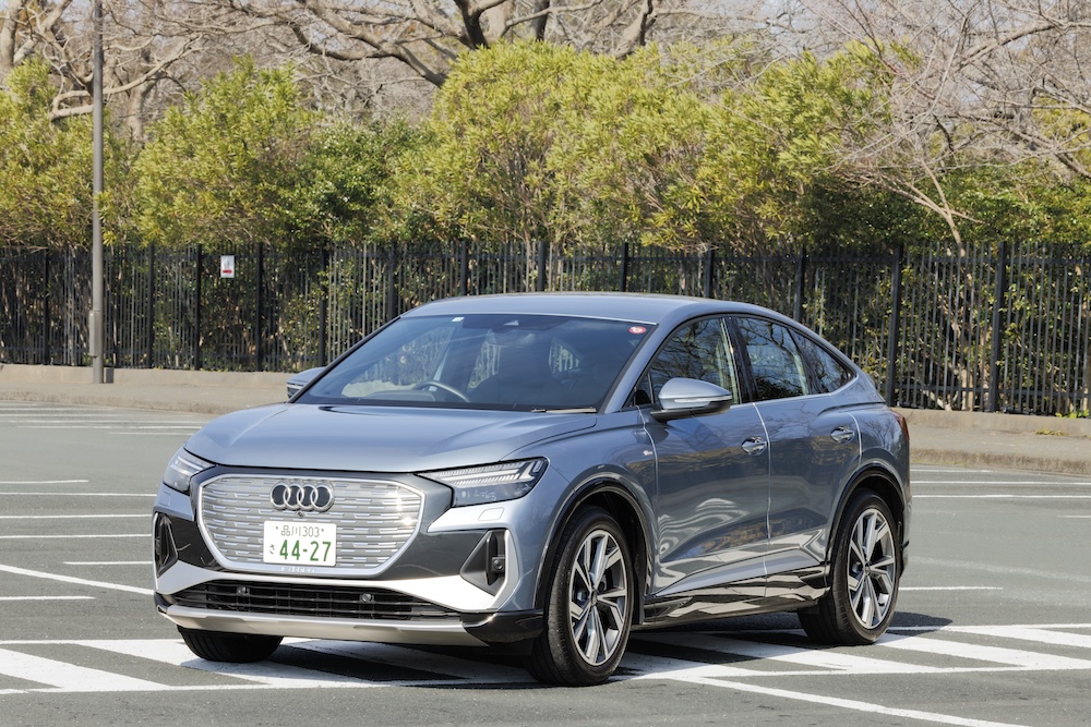 Q4 Sportsback 40 e-tron S lineの写真