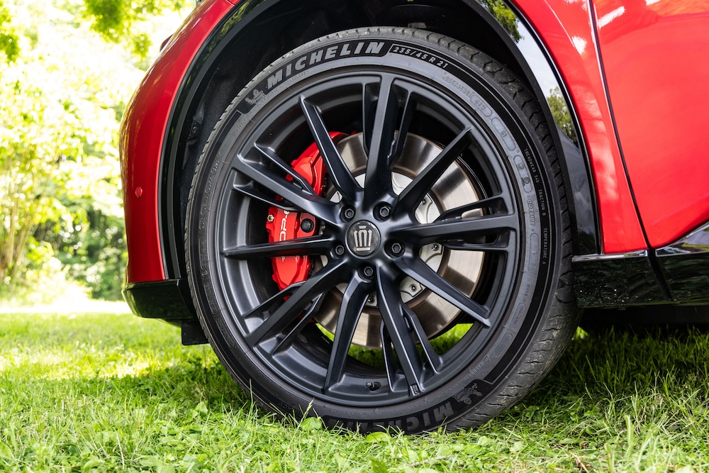 235/45R21サイズのミシュラン製eプライマシーの図版