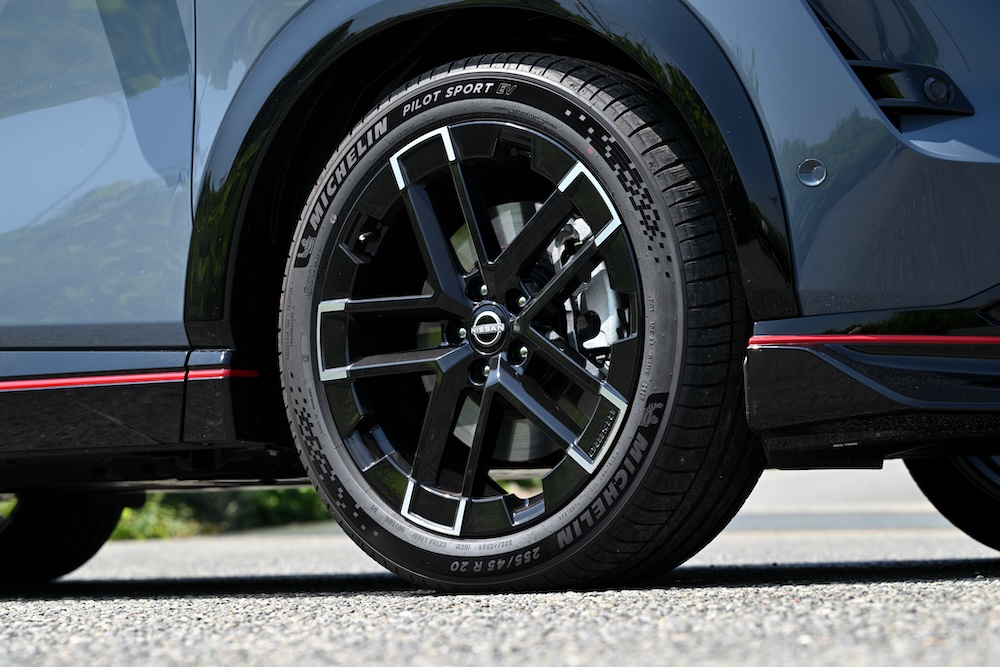 日産アリアNISMO_11