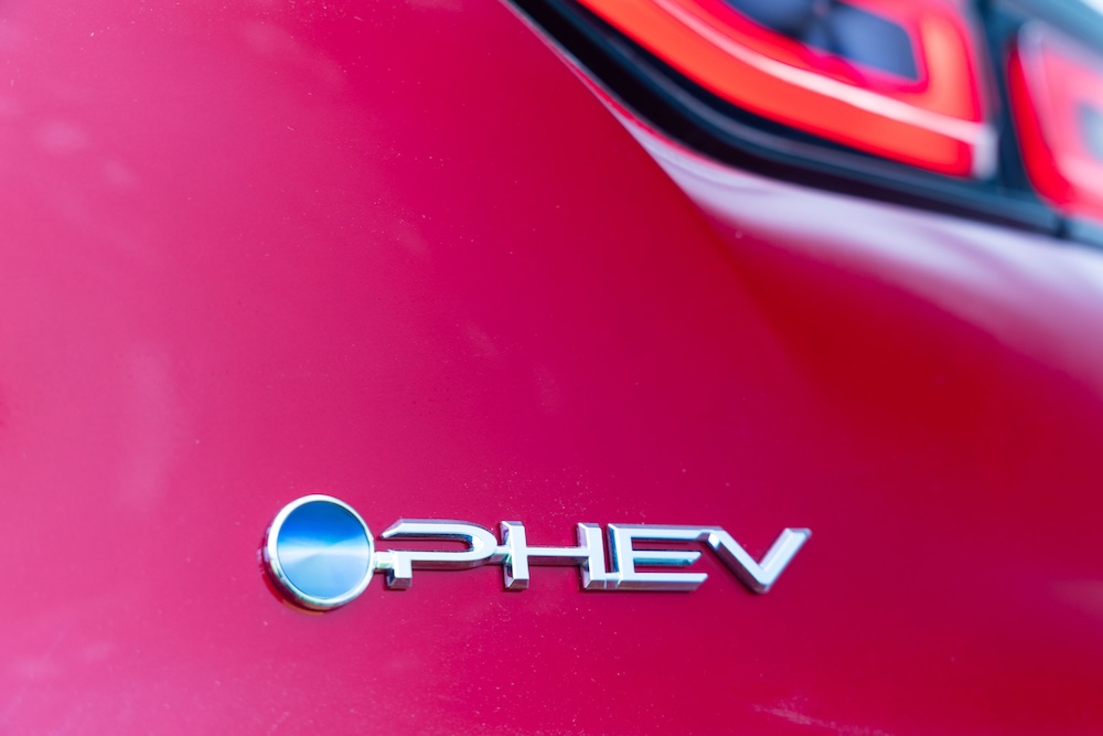 PHEVのエンブレム
