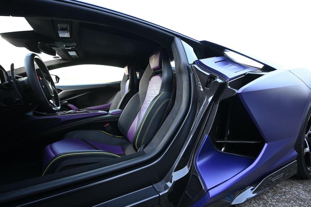 ドアを開けた姿