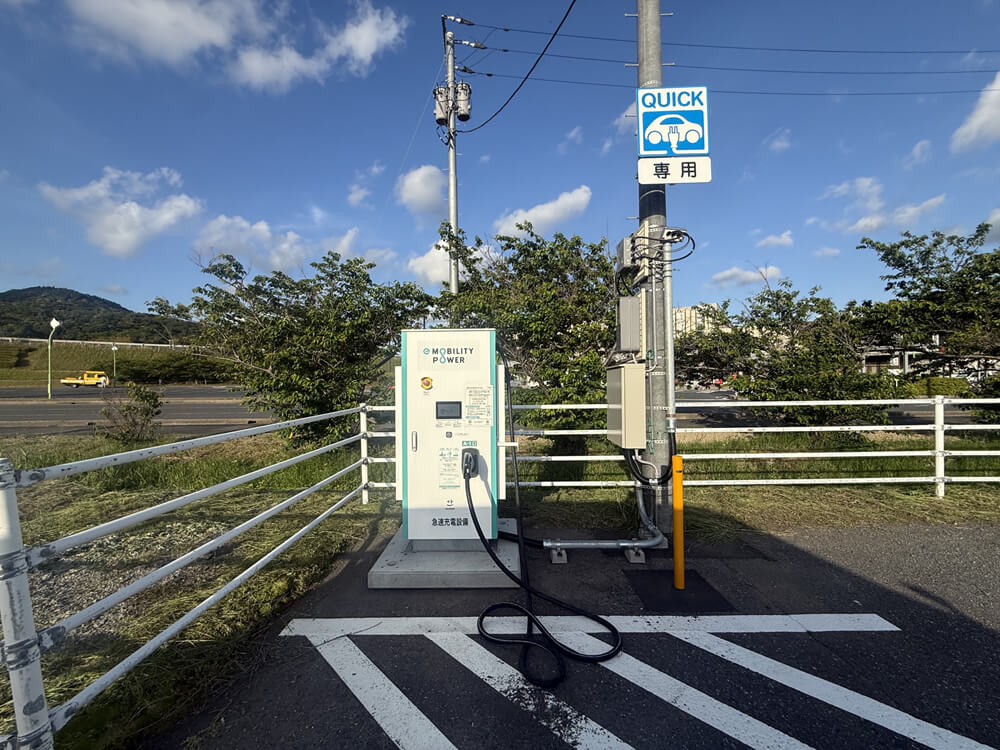 一般道駐車場のEV充電器