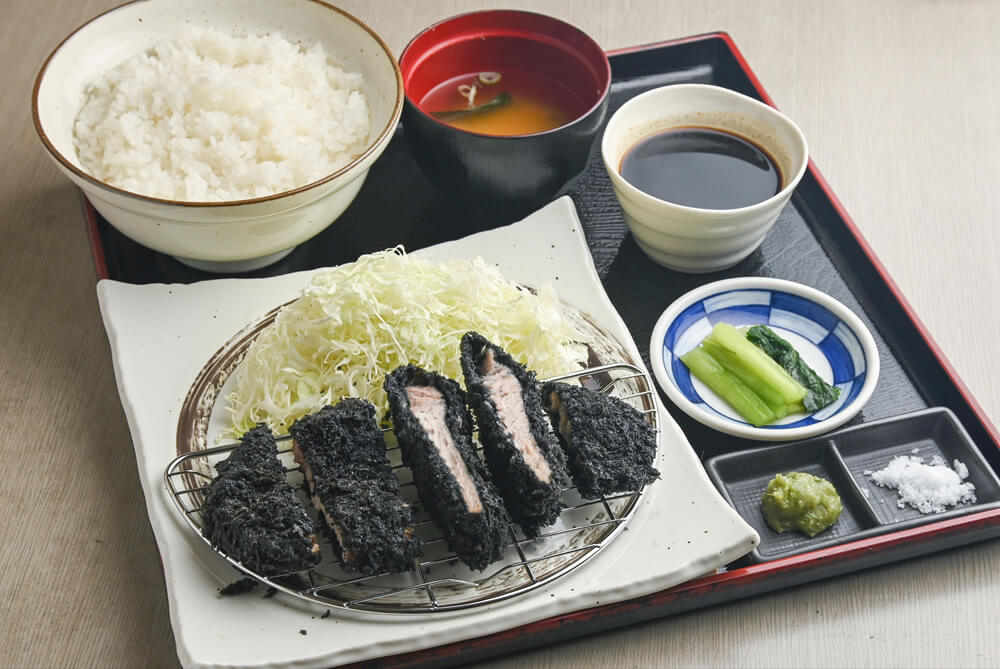 小黒川の黒かつ定食