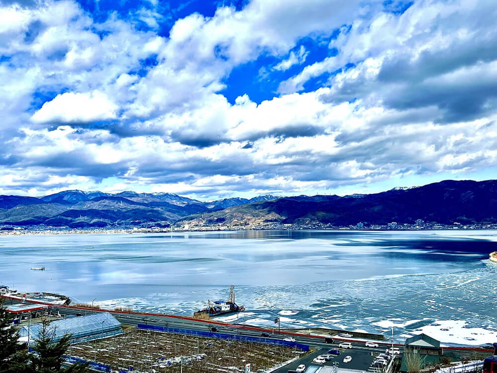 諏訪湖景色