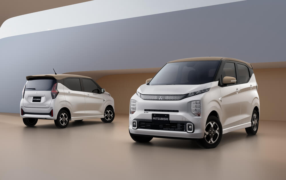 三菱「eKクロス EV」