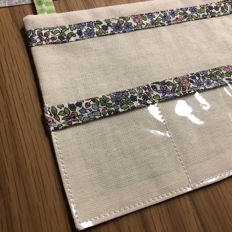 リバティプリントでハンドメイド　キーポケット