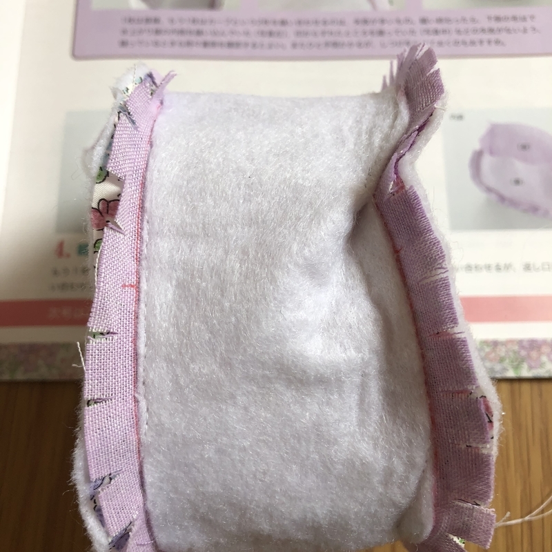 リバティプリントでハンドメイド　バネポーチ