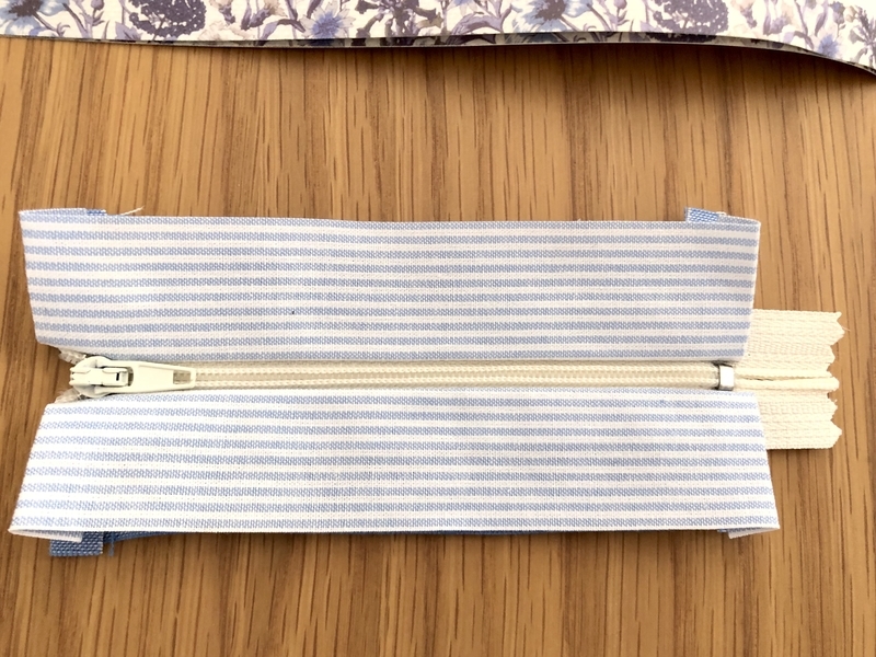 リバティプリントでハンドメイド