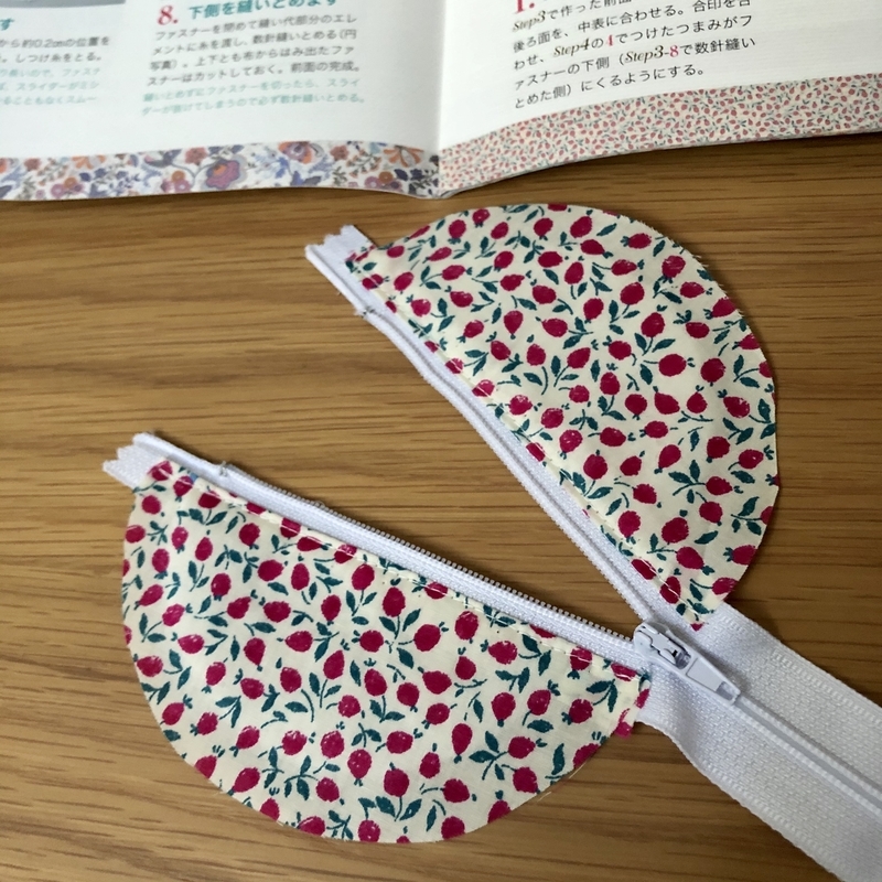 リバティプリントでハンドメイド　コインパース