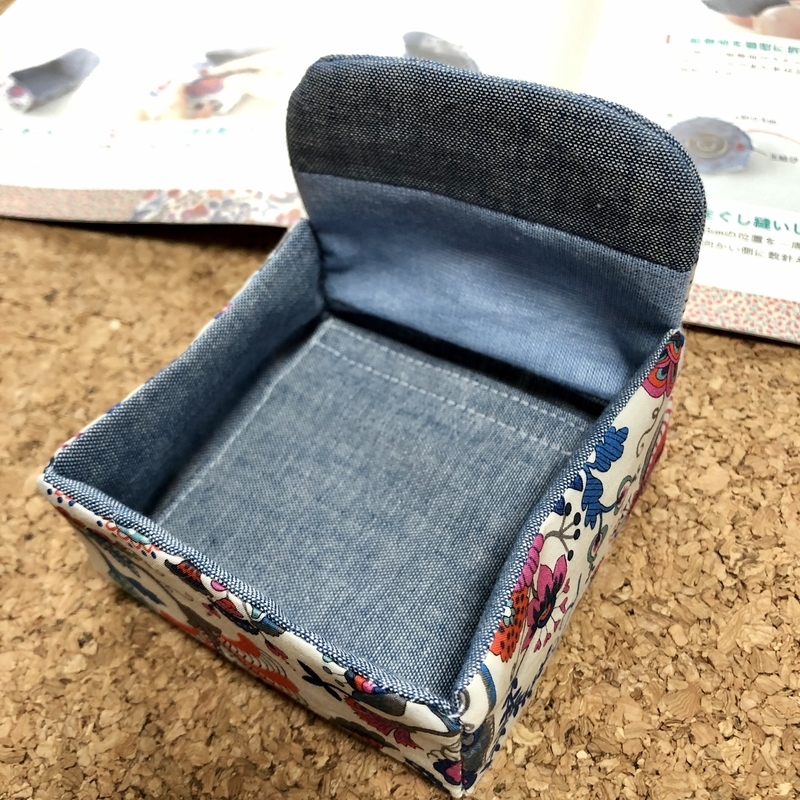 リバティプリントでハンドメイド
