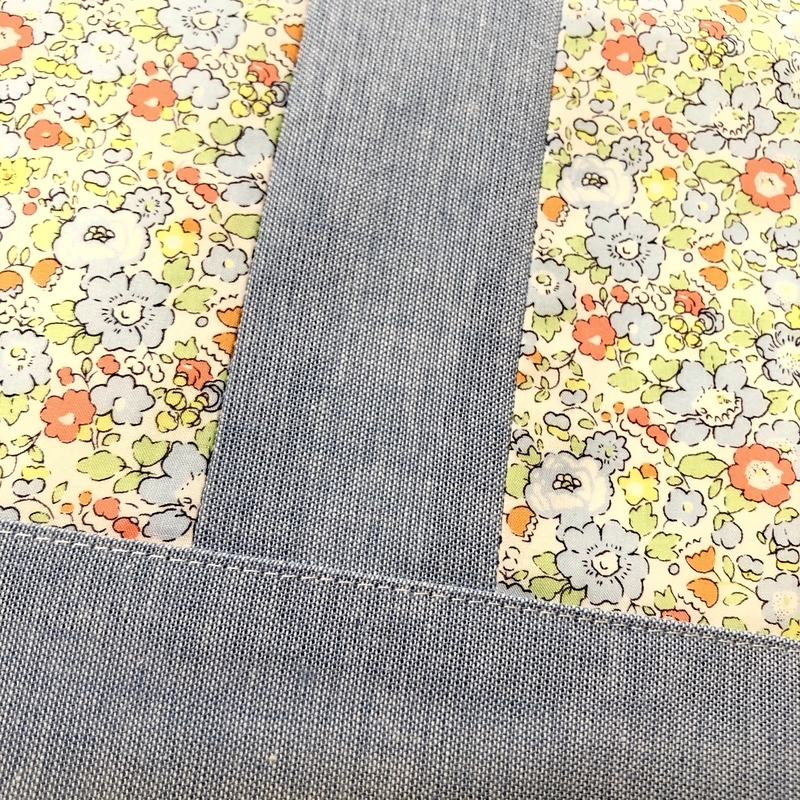 リバティプリントでハンドメイド