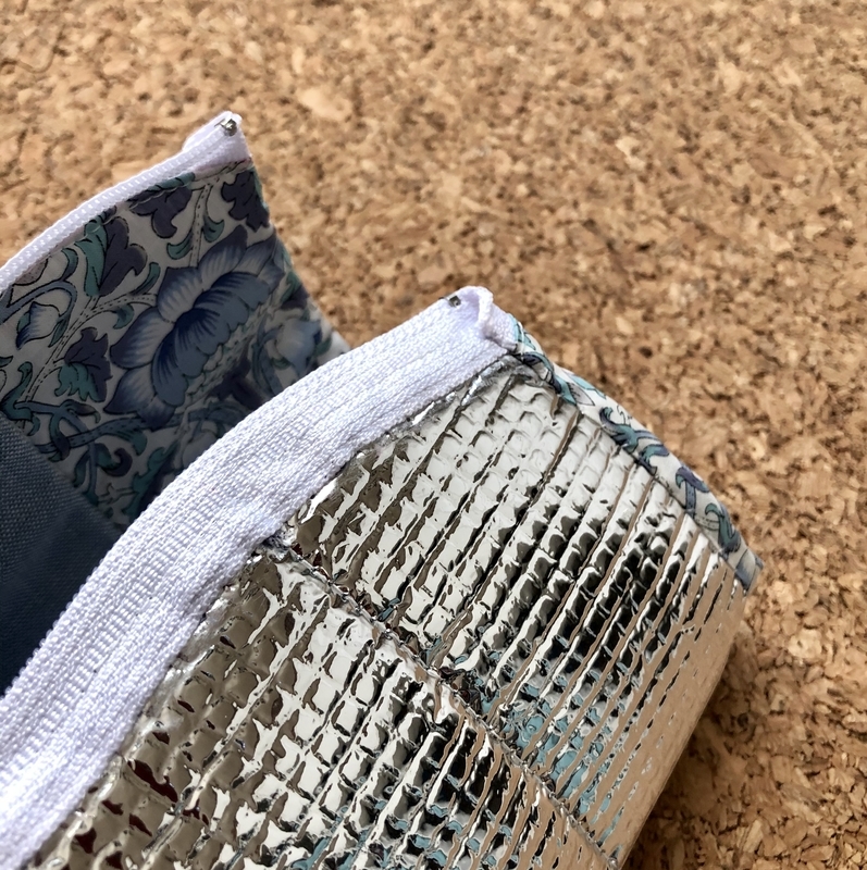 リバティプリントでハンドメイド