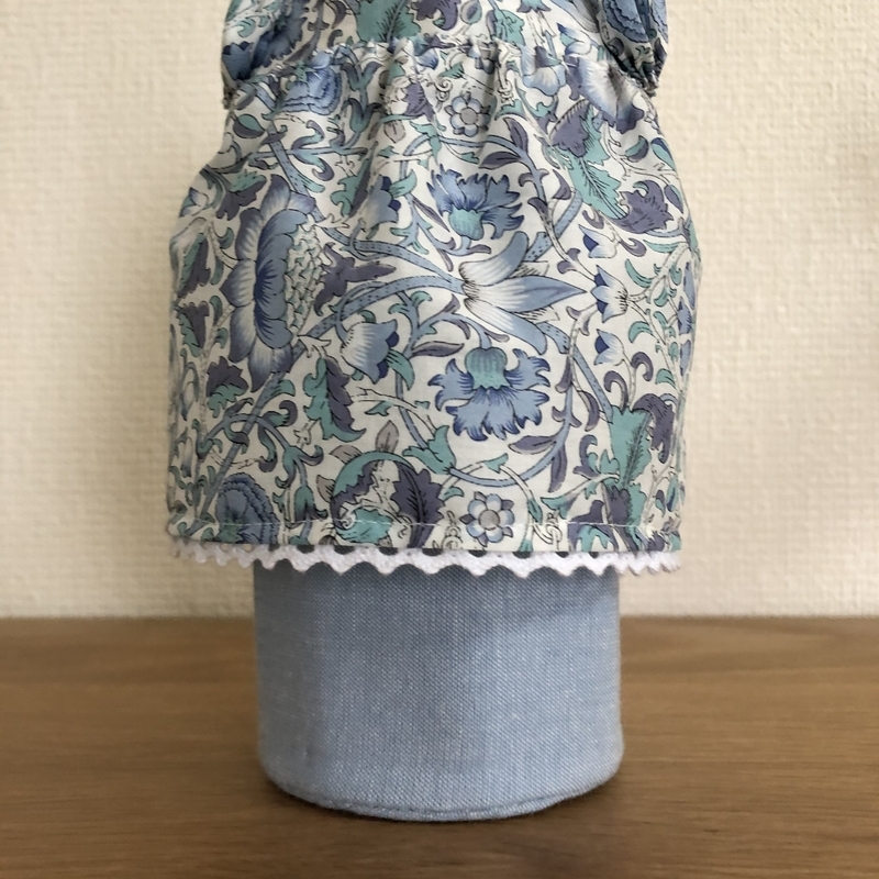 リバティプリントでハンドメイド　ペットボトルケース