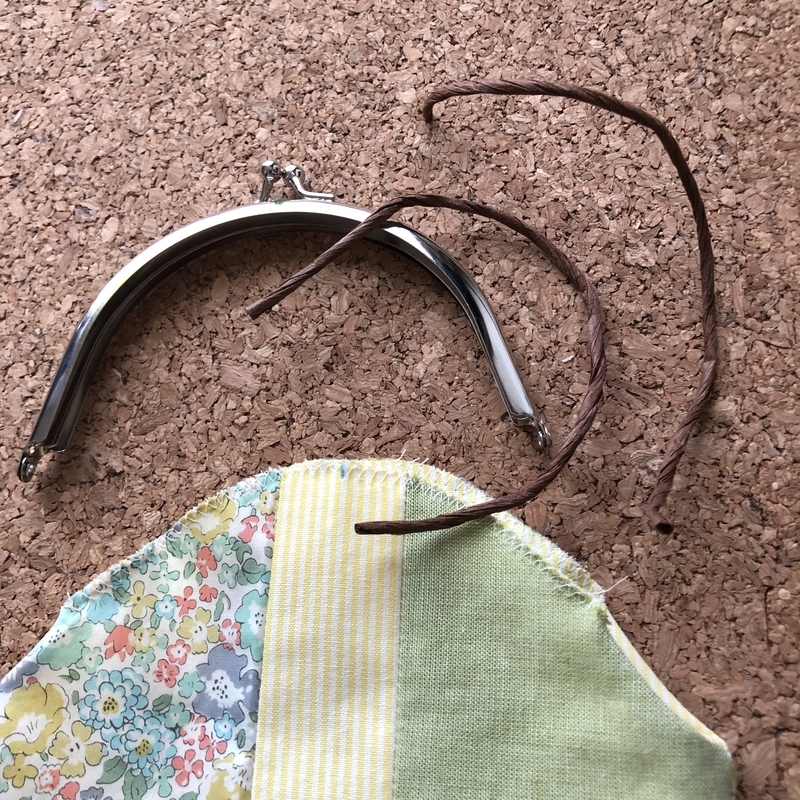 リバティプリントでハンドメイド　がま口