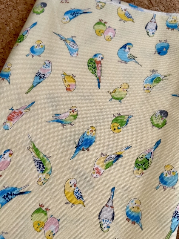 セキセイインコ柄　布　