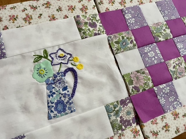 リバティプリントでハンドメイド　マルチカバー　