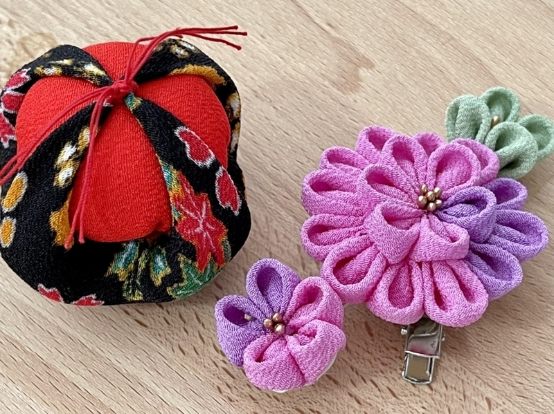 つるし飾り　つまみ細工　アシェット