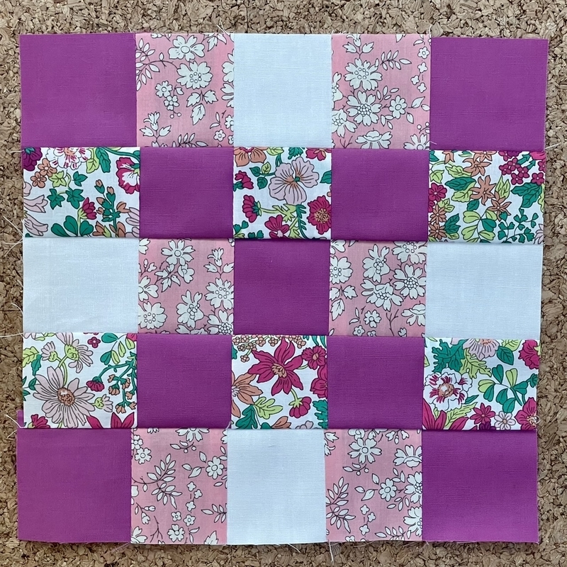 リバティプリントでハンドメイド