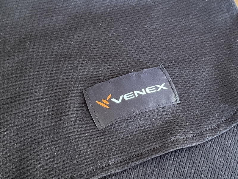 VENEX　ベネクス　肩ウォーマー