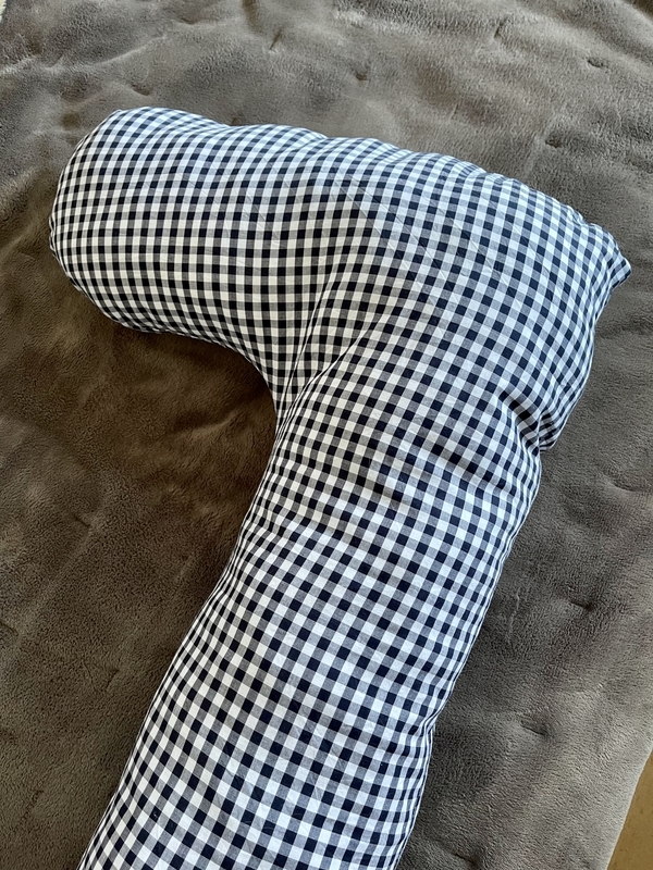 抱き枕　ハンドメイド