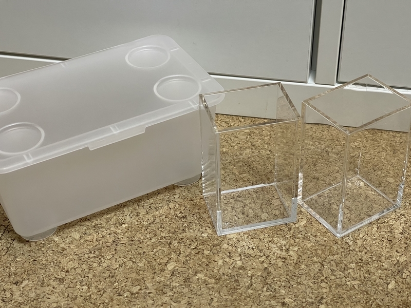 IKEA　グリース　無印良品　アクリルペンスタンド