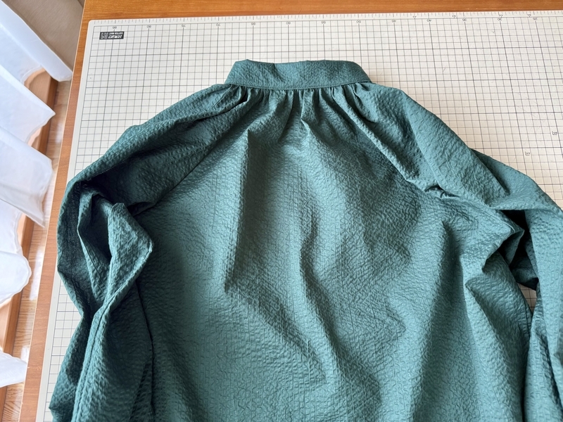 シルエットがきれいな私の定番服