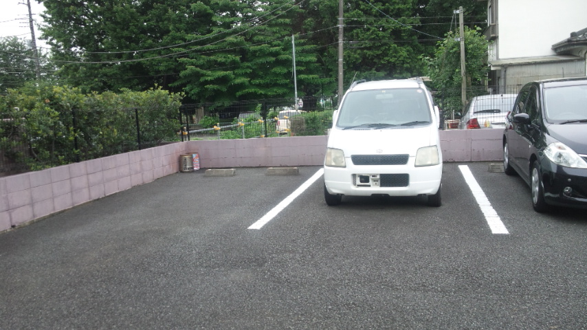 川口市のマンション駐車場から放置車両を引き取り撤去しました Evie S Diary 川口市のマンション駐車場から放置車両を引き取り撤去しました Evie S Diary