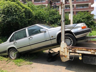 浦和区の放置車両の廃車の引き取り