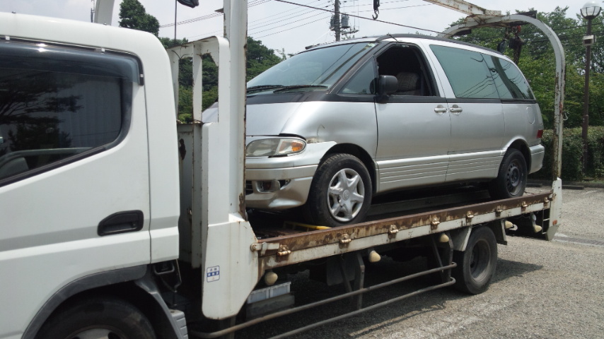 武蔵野市のレッカー車での廃車引き取り