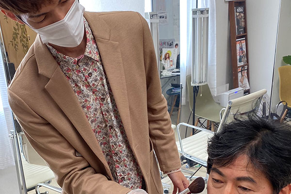 男性向け新メニュー メンズメイクレッスンが福岡天神でスタート 男性カラーコンサルタント エクスカラーのブログ 男性向け新メニュー メンズメイクレッスンが福岡天神でスタート 男性カラーコンサルタント エクスカラーのブログ