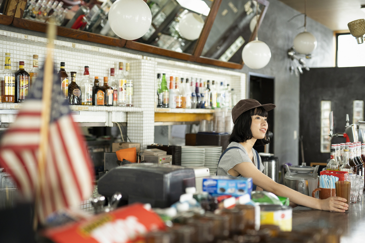 カフェの店員