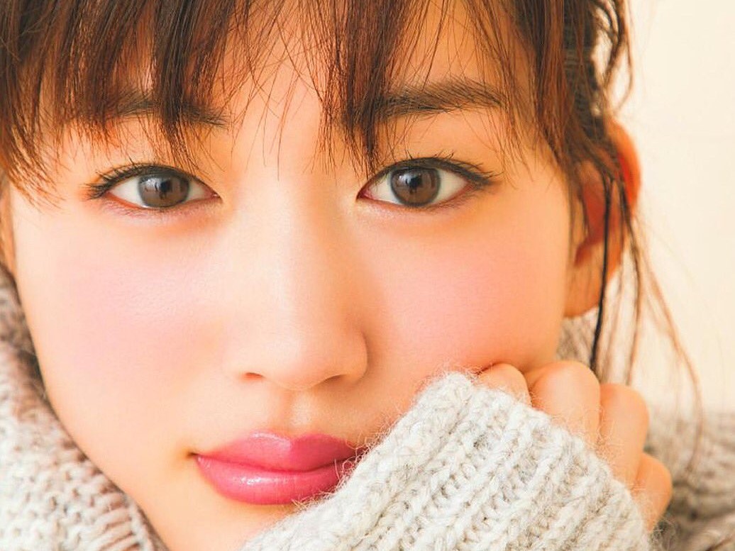 川口 春奈 奥 二 重