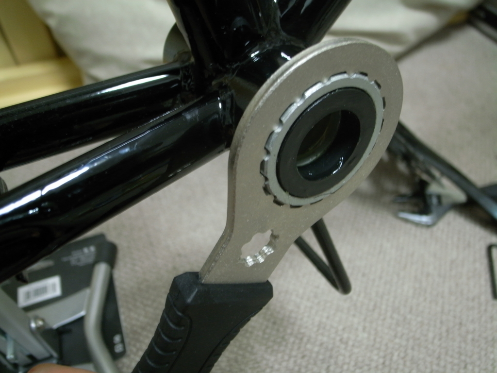 自転車制作日誌 第16回 BB (ボトムブラケット) 取り付け
